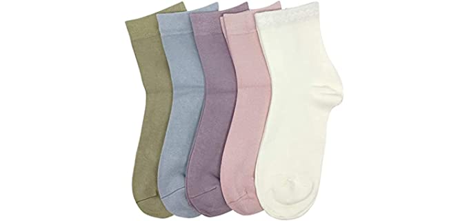 Women Ankle Socks Bamboo Crew Thin Ankle Height Boot Lightweight Color in Socks Anti Odor Soft Breathable No Polyester Sock 5 Pairs (Assorted, Large)